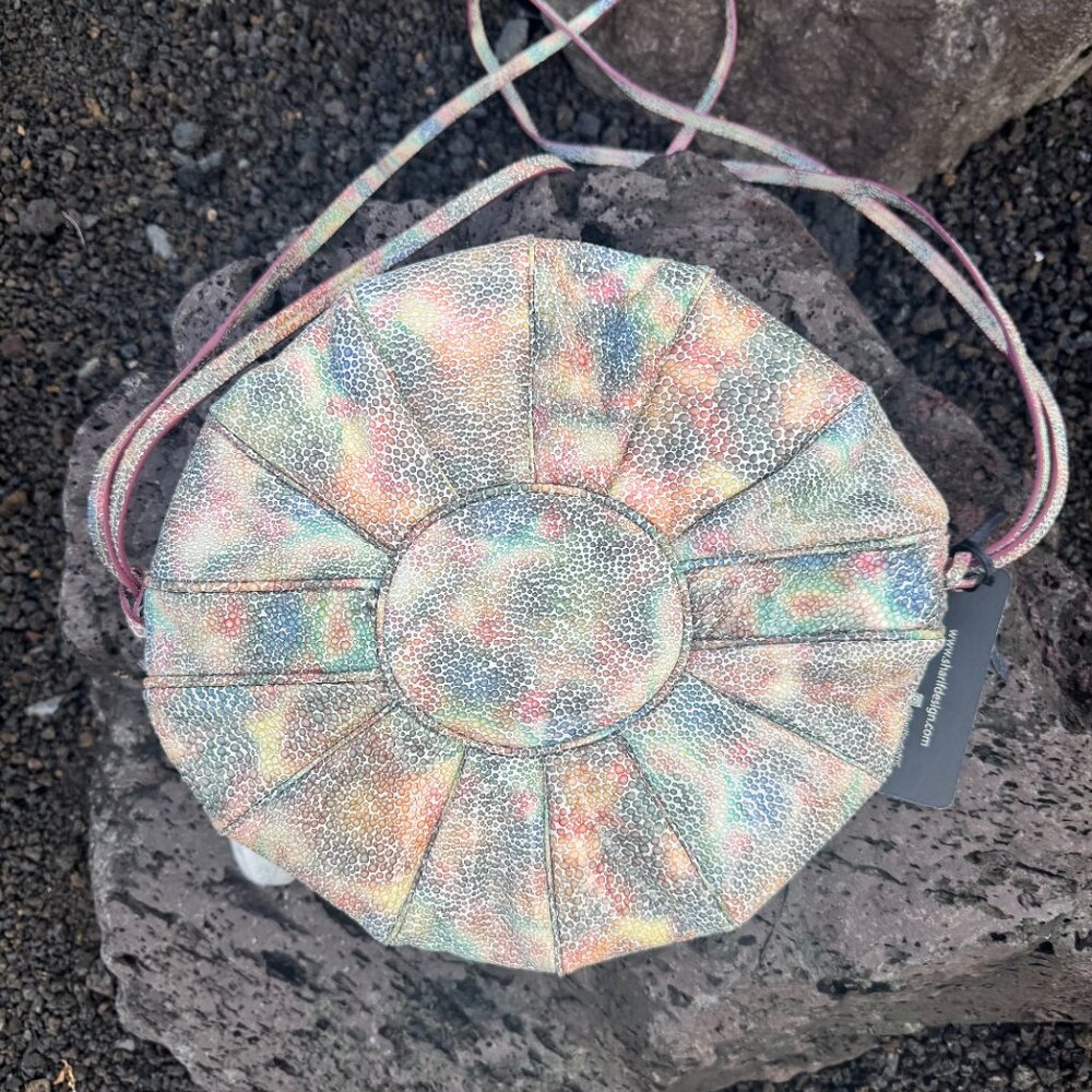 NEW Original by Sharif 1827 Pastel Fan Round Crossbody/Shoulder Bag with Wallet - Picture 3 of 12